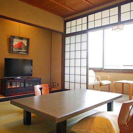 Choraku Ryokan Кобе Екстер'єр фото