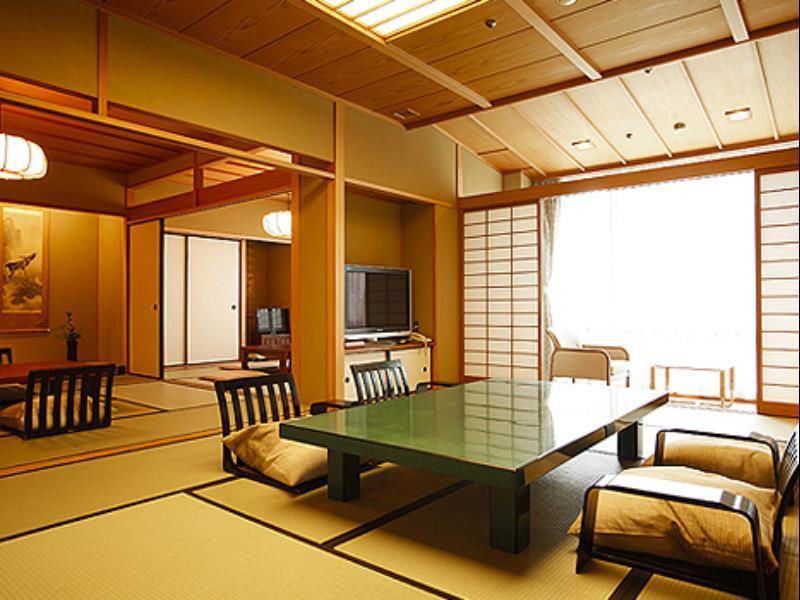 Choraku Ryokan Кобе Екстер'єр фото