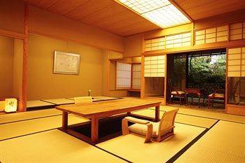 Choraku Ryokan Кобе Екстер'єр фото