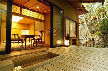 Choraku Ryokan Кобе Екстер'єр фото